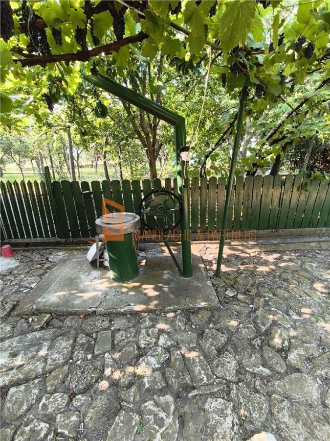 Casa tip parter cu teren generos zona Clondiru - foto 15