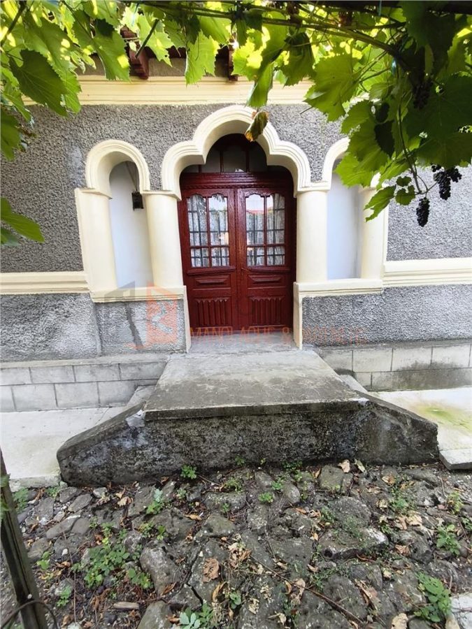 Casa tip parter cu teren generos zona Clondiru - foto 18