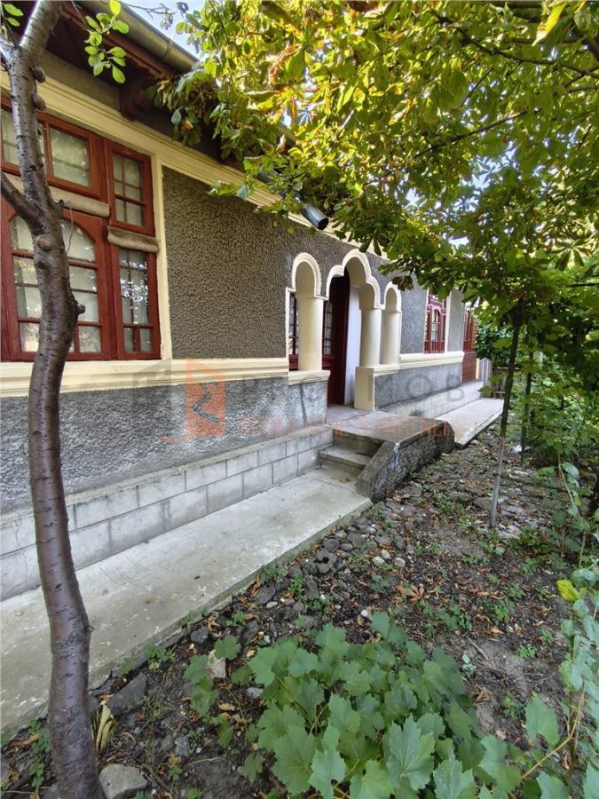 Casa tip parter cu teren generos zona Clondiru - foto 20