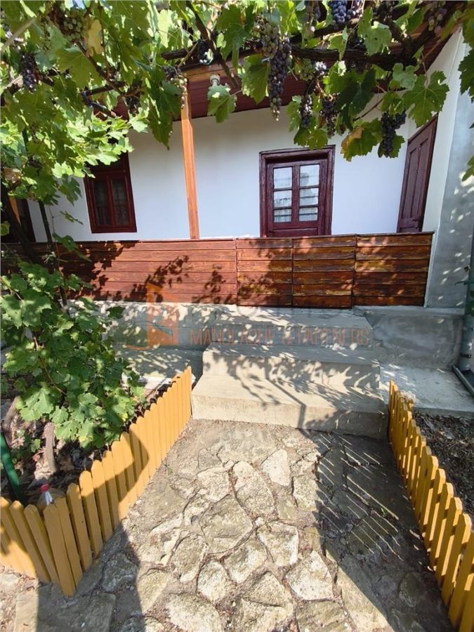 Casa tip parter cu teren generos zona Clondiru - foto 3