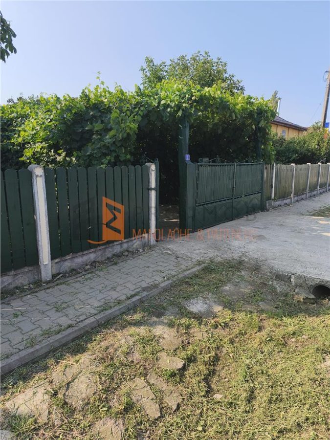 Casa tip parter cu teren generos zona Clondiru - foto 23