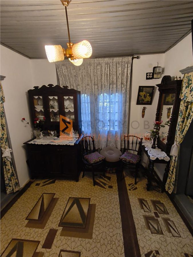 Casa tip parter cu teren generos zona Clondiru - foto 5