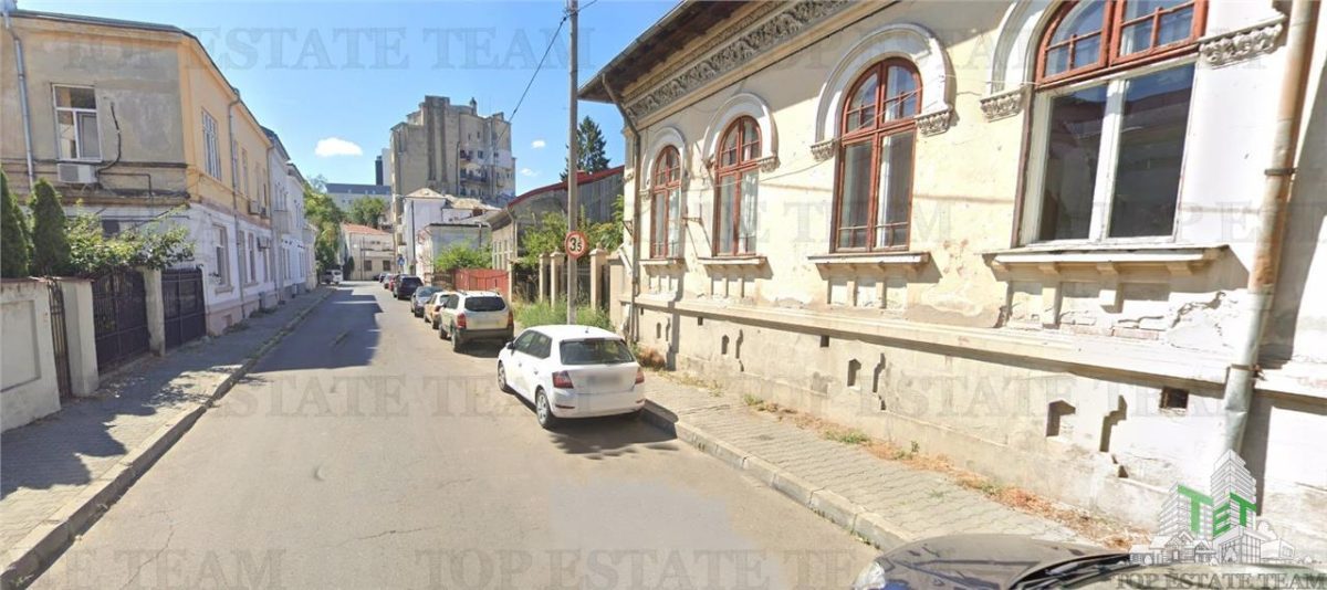 Teren de vanzare in zona Unirii cu dubla deschidere - 