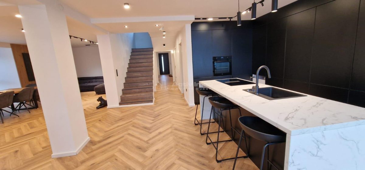 Resita,Vila noua,tot modern cu teren 1400 mp.C Caransebesului Km.4.Comision ZERO Cumparator - foto 4