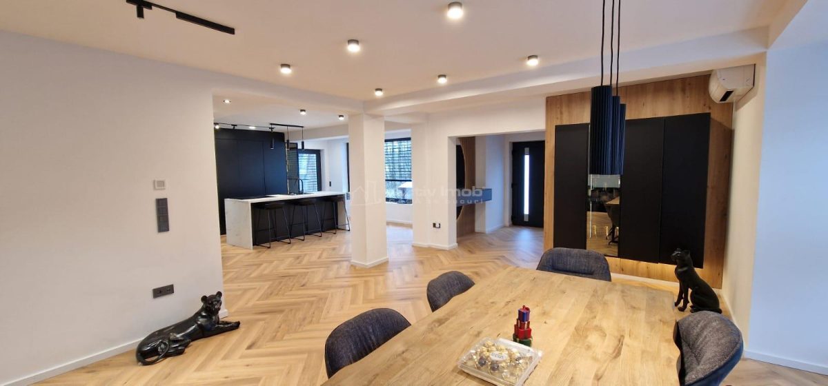 Resita,Vila noua,tot modern cu teren 1400 mp.C Caransebesului Km.4.Comision ZERO Cumparator - foto 6