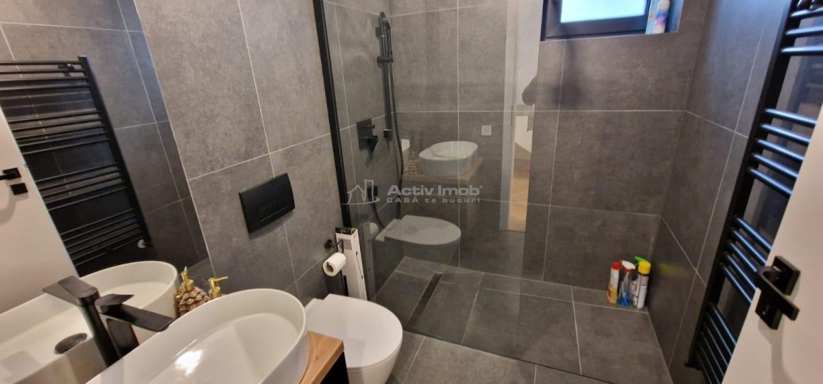 Resita,Vila noua,tot modern cu teren 1400 mp.C Caransebesului Km.4.Comision ZERO Cumparator - foto 9