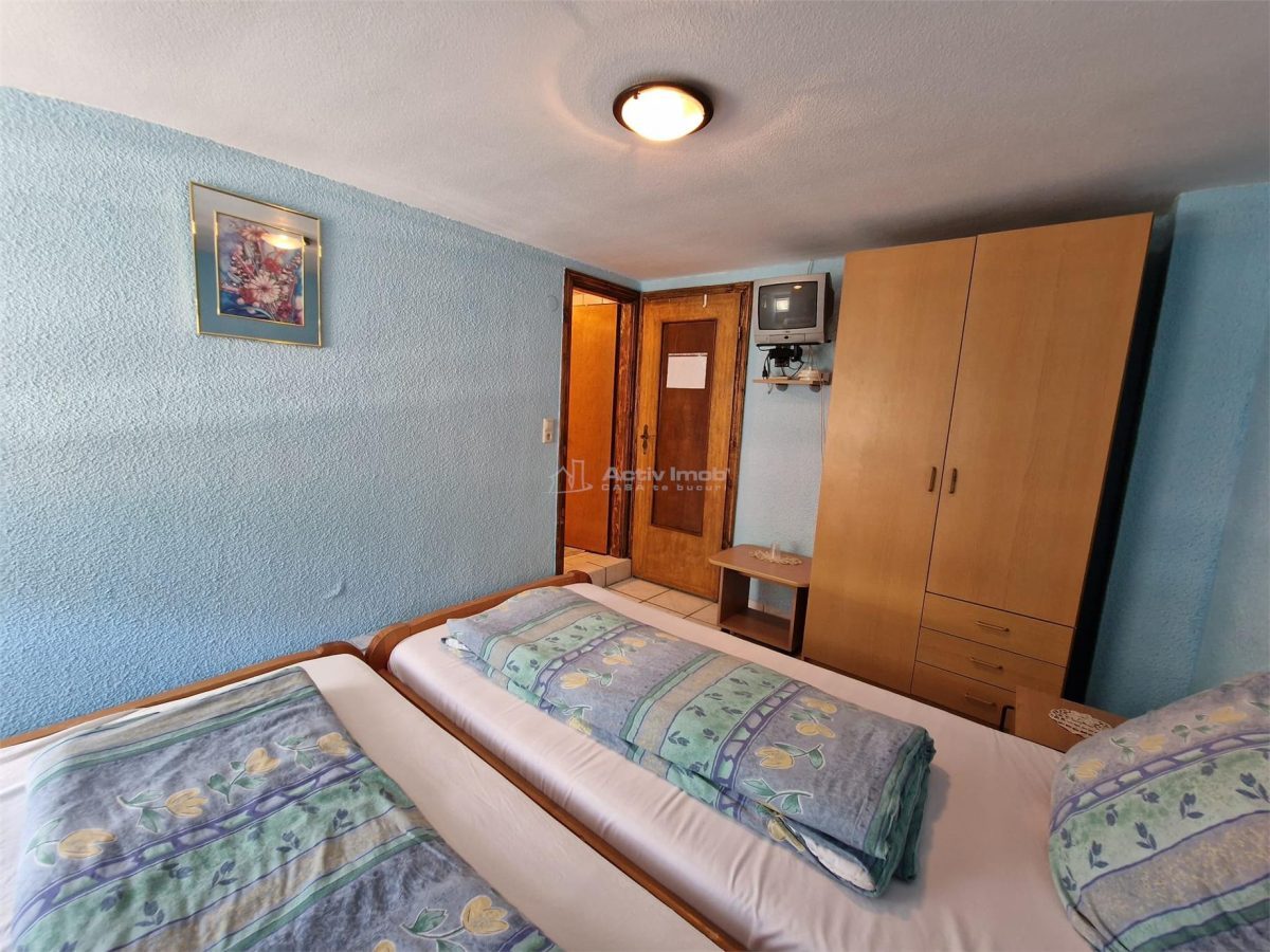 Resita Vila si Pensiune P+2+Mansd.827 Mp.Comision ZERO Cumparator - foto 20