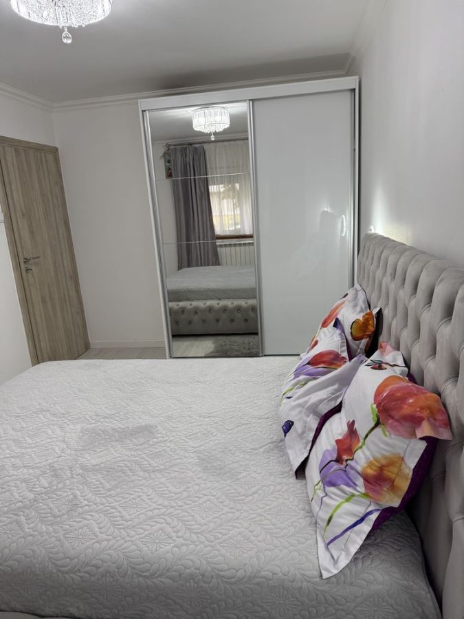 Apartament 2 camere decomandat Racadau- Carpatilor - foto 4