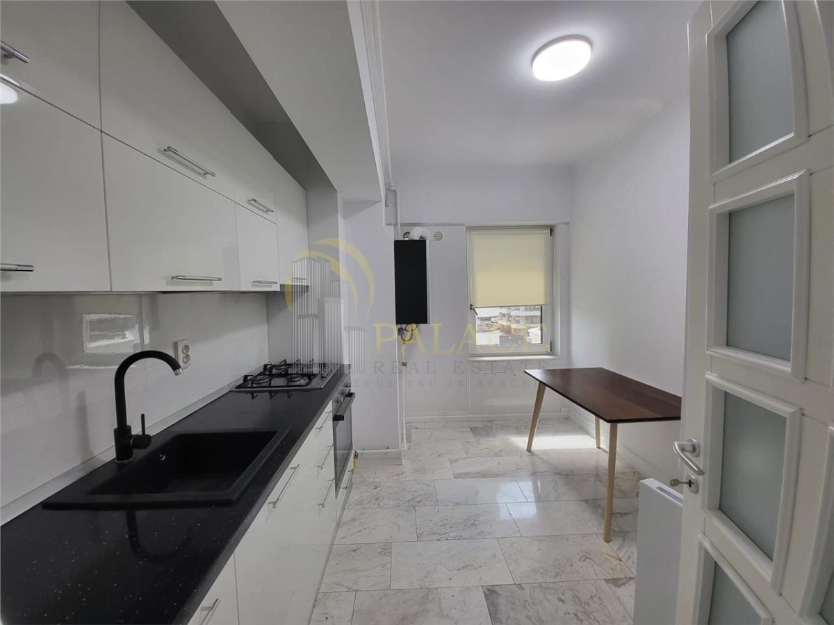 Apartament 3 camere ROYAL TOWN - foto 24