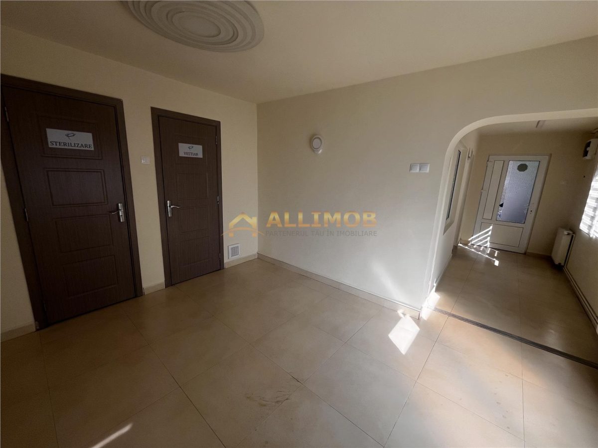 Oferta unicaâ€“ spatiu cabinete si clinici, 180 mp, parter + etaj, renovat complet - foto 2