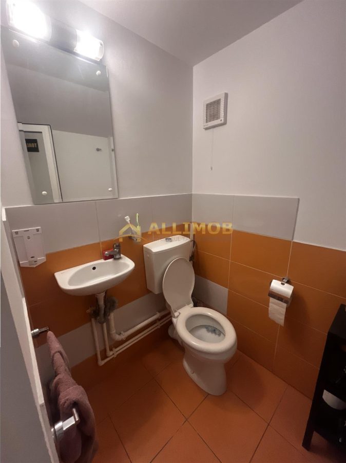 Oferta unicaâ€“ spatiu cabinete si clinici, 180 mp, parter + etaj, renovat complet - foto 11