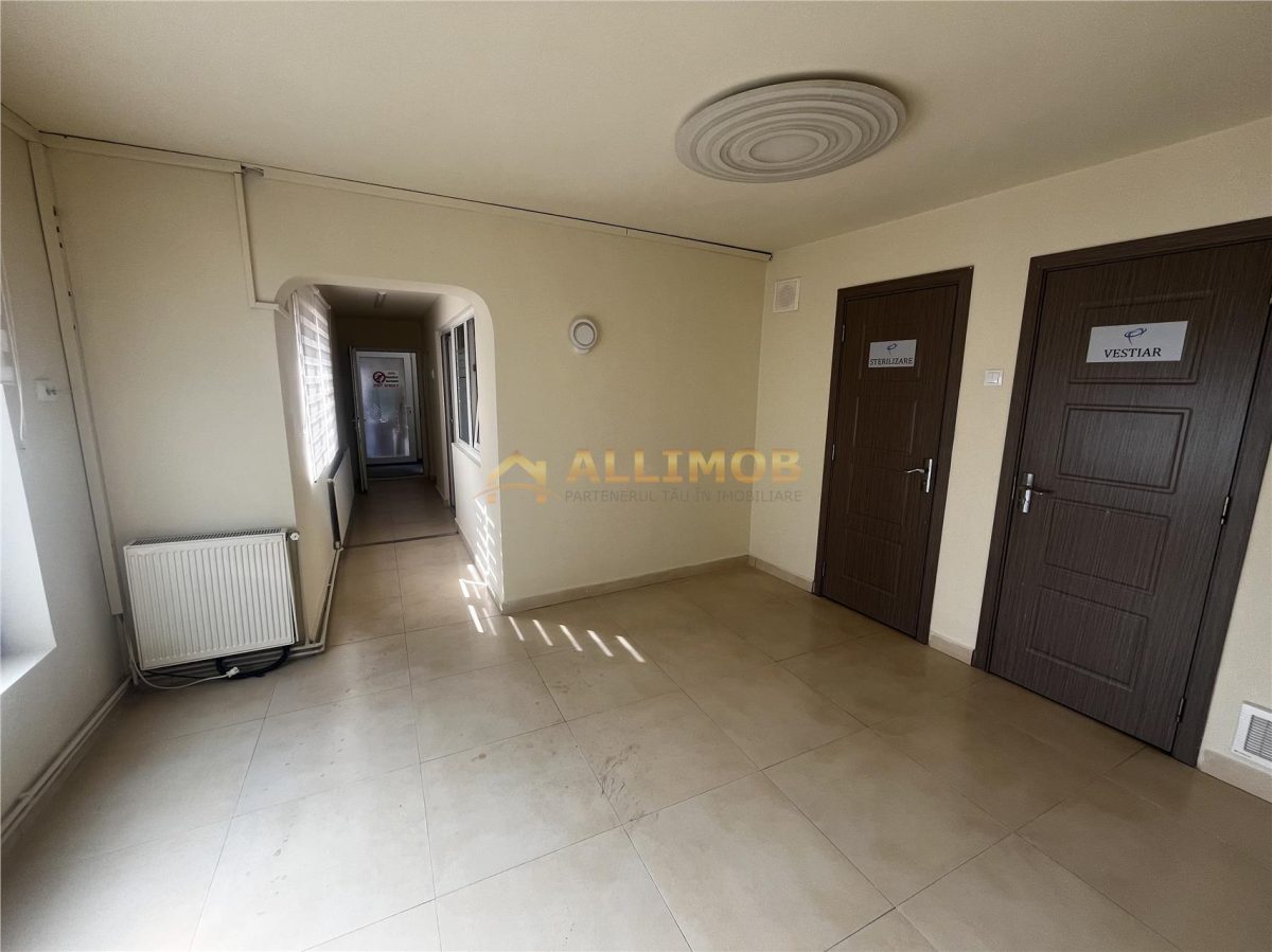 Oferta unicaâ€“ spatiu cabinete si clinici, 180 mp, parter + etaj, renovat complet - foto 4