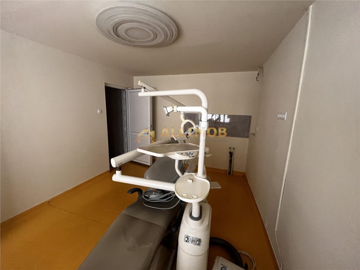 Oferta unicaâ€“ spatiu cabinete si clinici, 180 mp, parter + etaj, renovat complet - foto 8