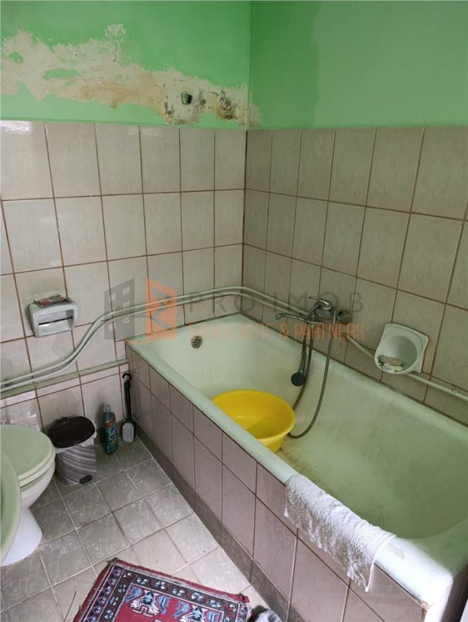 Casa tip parter zona Centru - foto 5