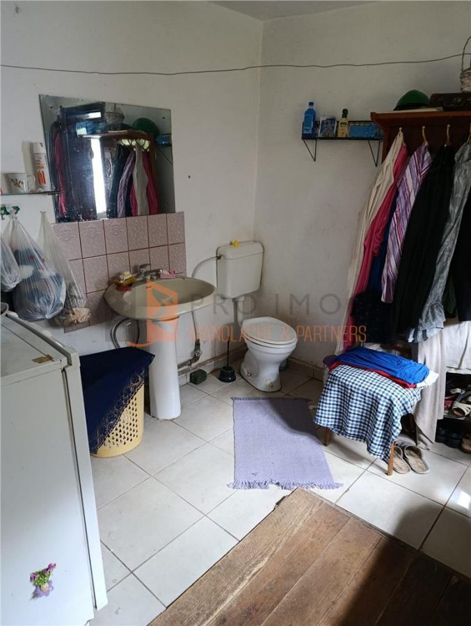 Casa tip parter zona Centru - foto 6