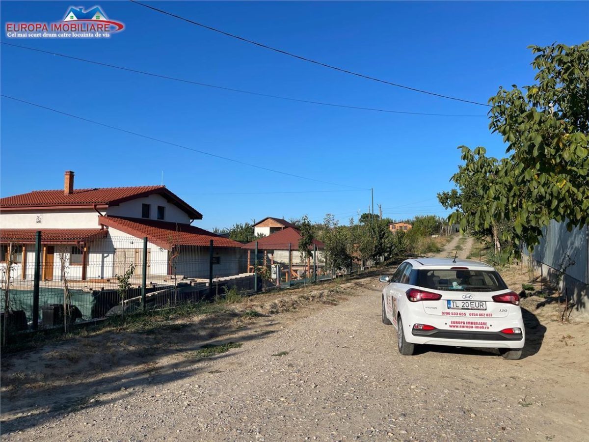 Teren intravilan de vanzare in localitatea Nufaru - foto 2