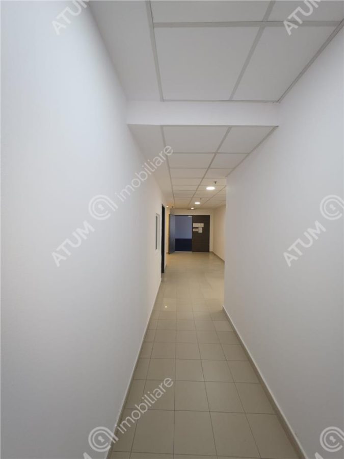 Spatiu comercial modern amenajat situat pe Calea Dumbravii in Sibiu - foto 5