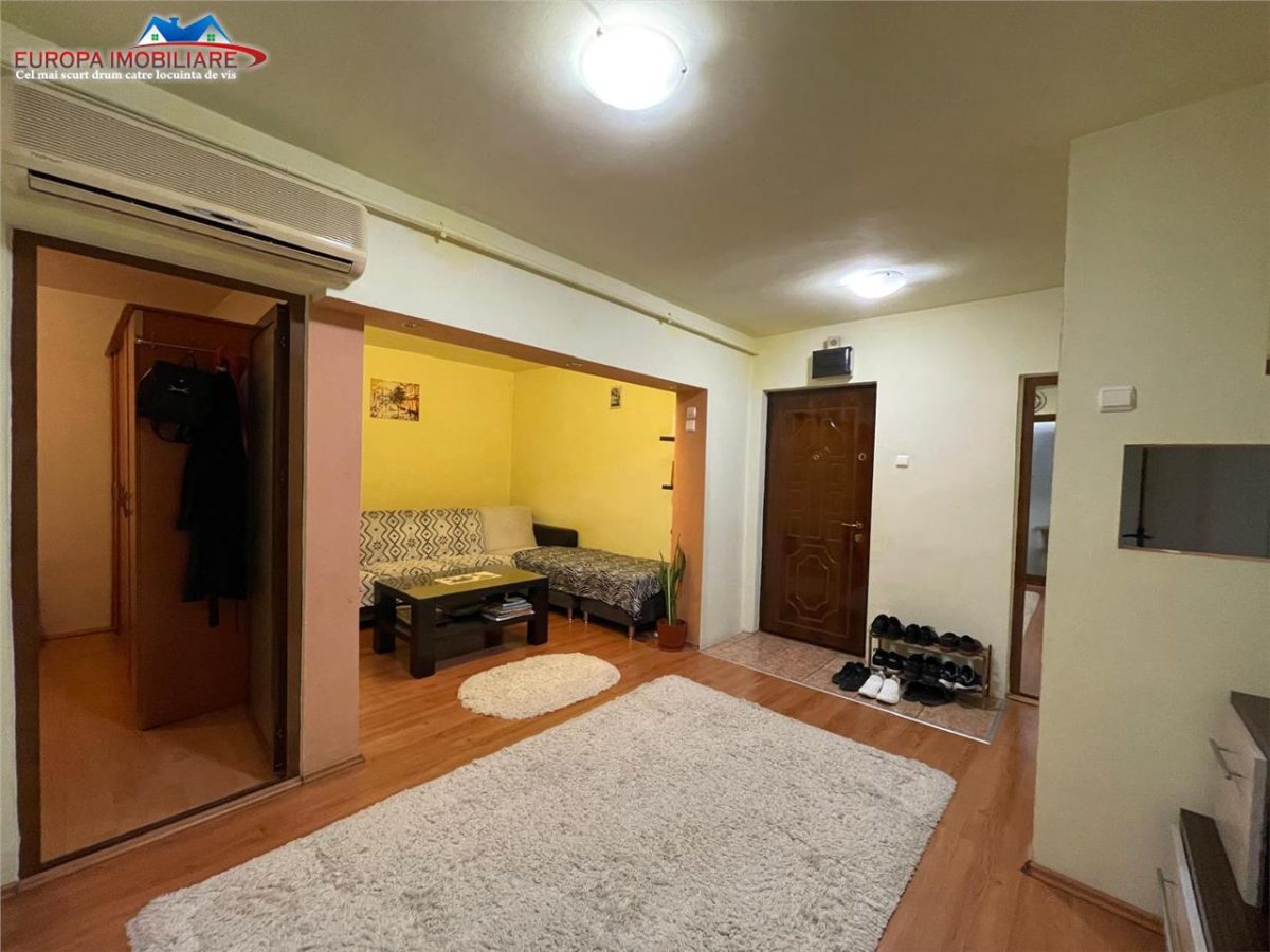 Apartament 2 camere de vanzare zona 1848 Tulcea - foto 2