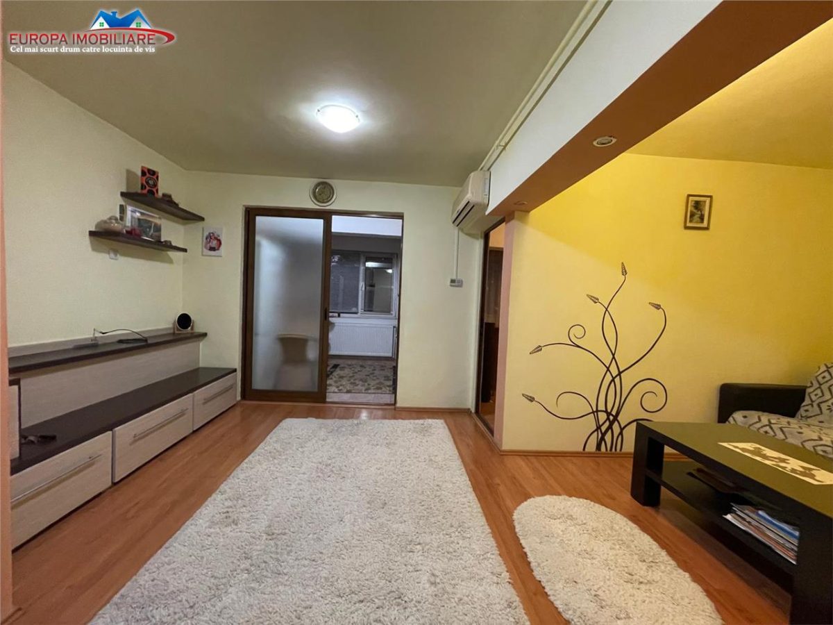 Apartament 2 camere de vanzare zona 1848 Tulcea - foto 12