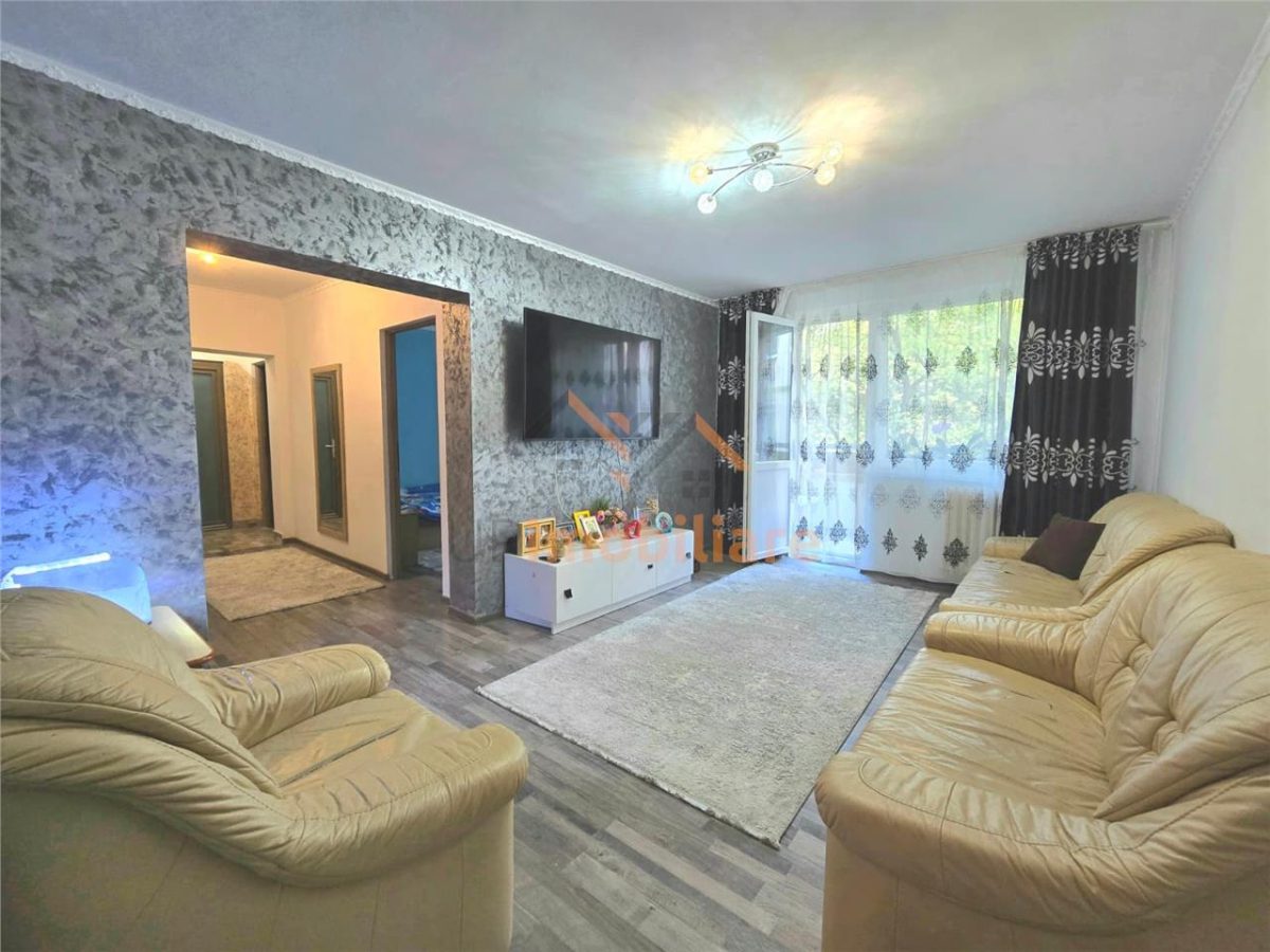 APARTAMENT 4 CAMERE | DECOMANDAT | ETAJ 2 | ROGERIUS | ORADEA - 
