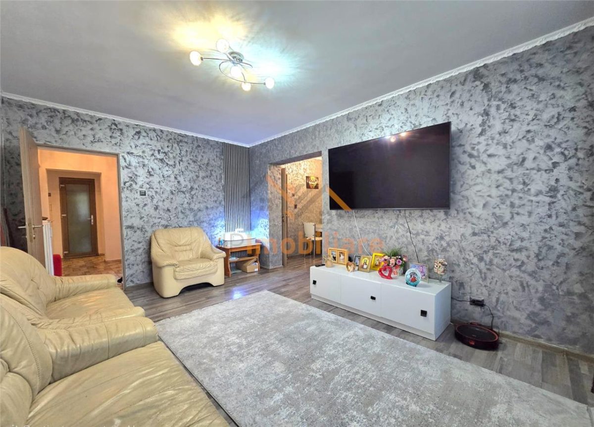 APARTAMENT 4 CAMERE | DECOMANDAT | ETAJ 2 | ROGERIUS | ORADEA - foto 2