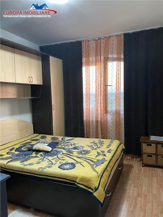 Apartament 2 camere de vanzare zona 23 August -Tulcea - foto 2