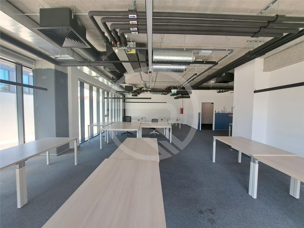 Spatiu pentru birouri, 352 mp utili, situat in zona Semicentrala! - foto 5
