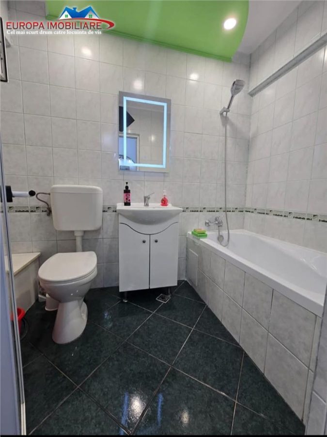 Apartament 2 camere de vanzare zona centrala Tulcea - foto 7
