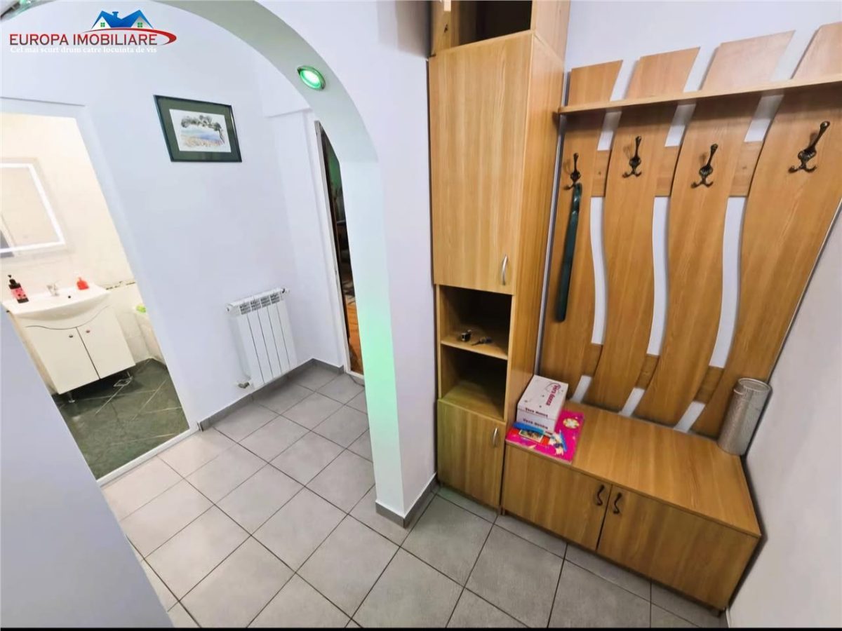 Apartament 2 camere de vanzare zona centrala Tulcea - foto 8