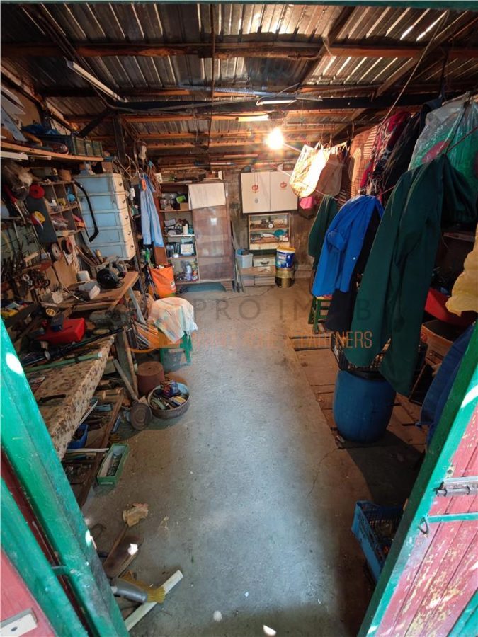 Casa tip parter si teren 1750 mp in zona Transilvaniei - foto 15