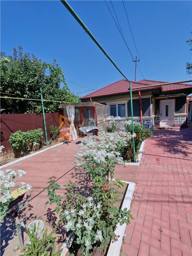 Casa tip parter si teren 1750 mp in zona Transilvaniei - foto 10