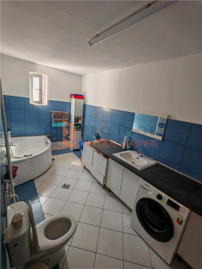 EXCLUSIVITATE! Casa spatioasa + teren in centrul Buzaului - foto 11