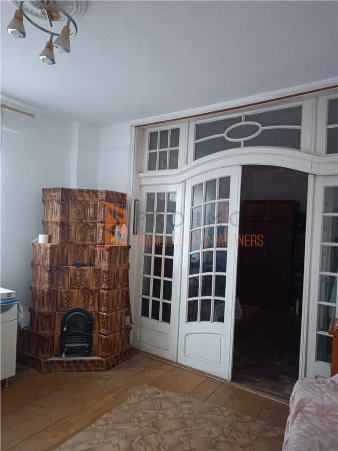 EXCLUSIVITATE! Casa spatioasa + teren in centrul Buzaului - foto 7