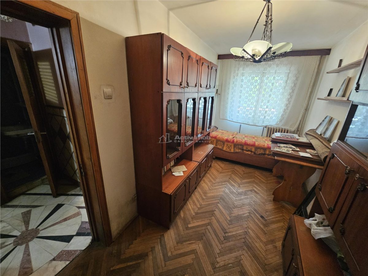 Resita, 4 Cam. Cf. 1, Mobilat+Utilat, Micro 2 - foto 4