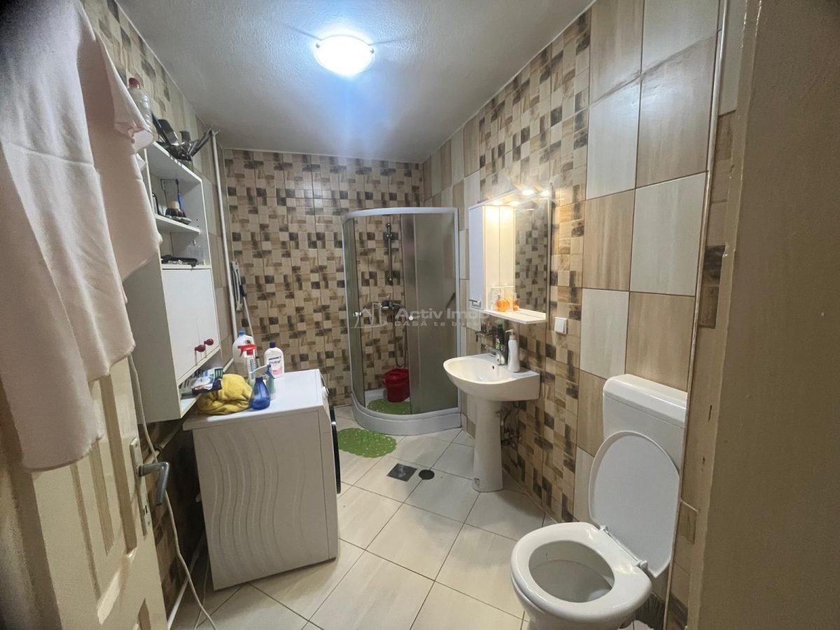 Caransebes, Casa P+1+2+M, Zona ACR - foto 12