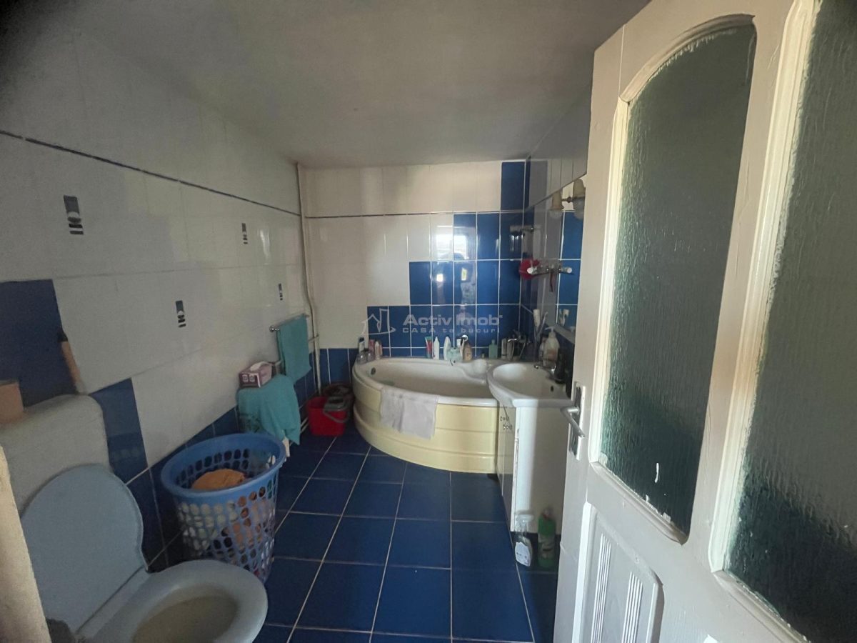 Caransebes, Casa P+1+2+M, Zona ACR - foto 13