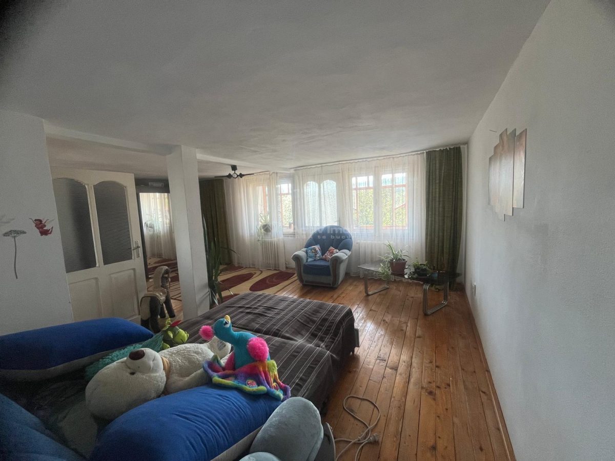 Caransebes, Casa P+1+2+M, Zona ACR - foto 4