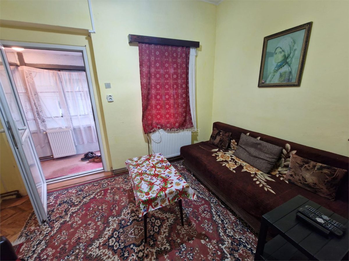 Resita Casa la cheie si Garaj - foto 3