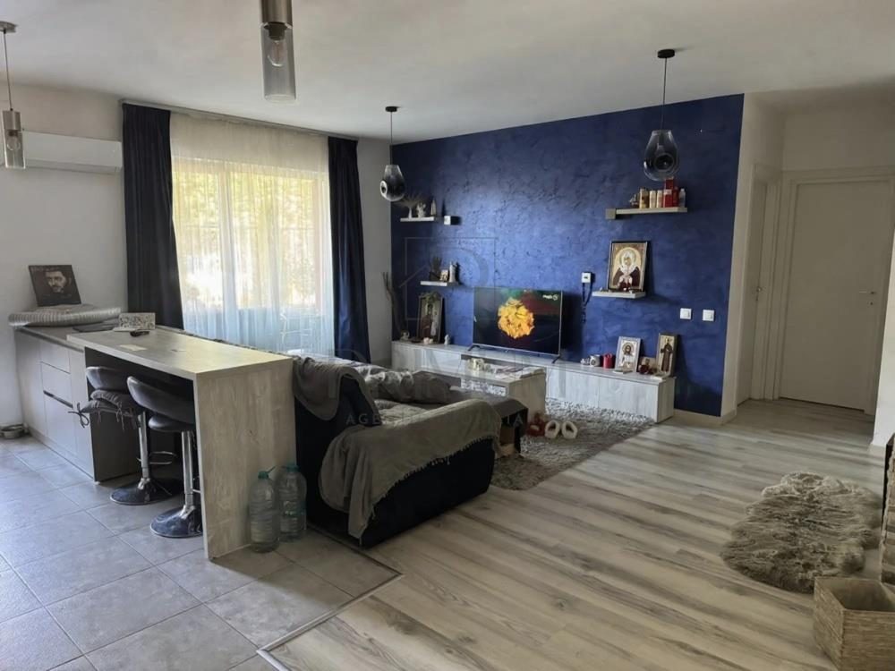 LIPOVEI - Padurea Verde - 3 cam - decomandat - parter - curte - parcare- - 