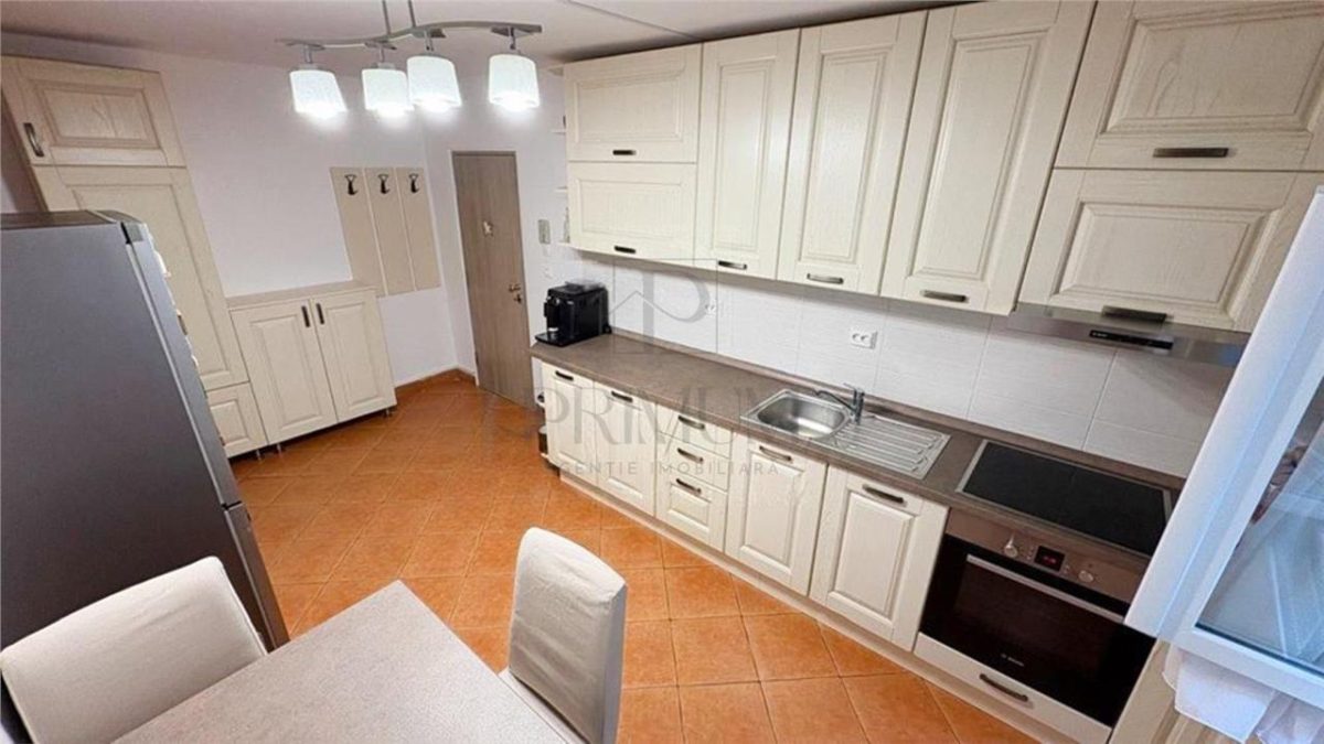 LIPOVEI - 3 CAM - PARTER - DECOMANDAT - RENOVAT - 2 BAI - CENTRALA -BOXA - foto 9