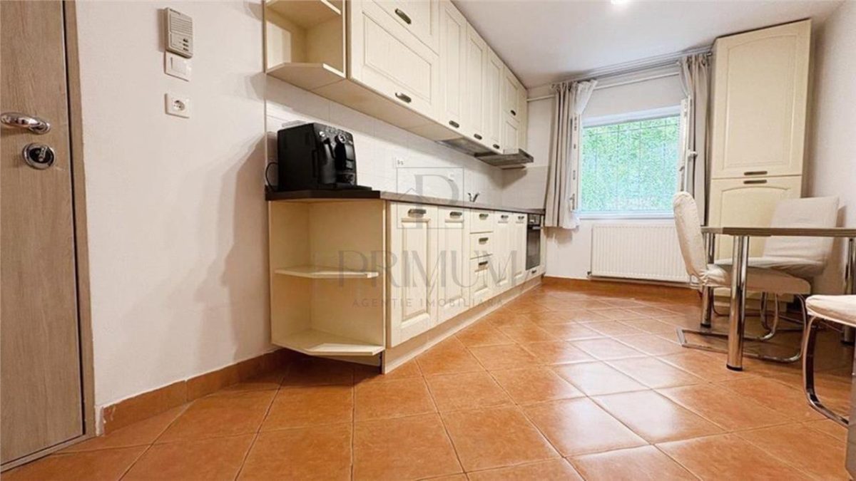 LIPOVEI - 3 CAM - PARTER - DECOMANDAT - RENOVAT - 2 BAI - CENTRALA -BOXA - foto 10