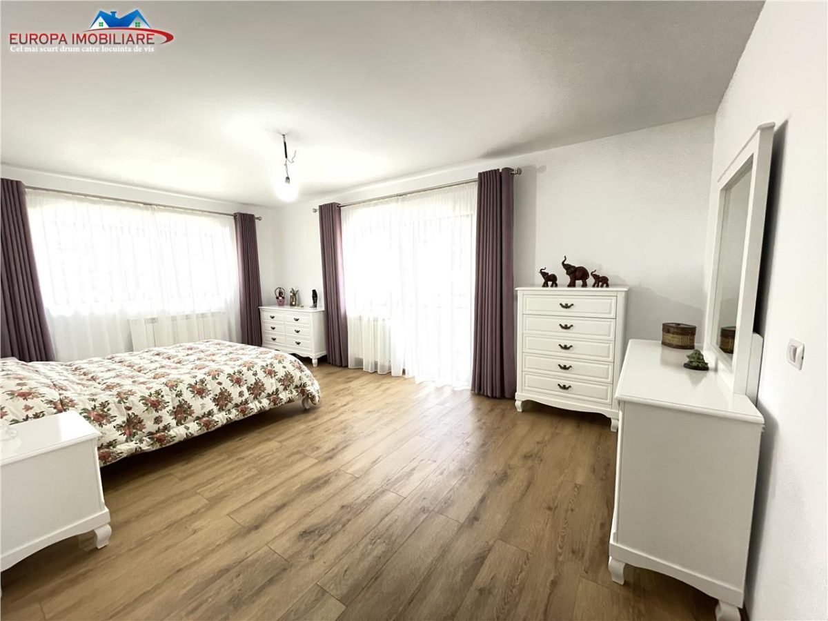 Vila P+1 de vanzare zona 9 Mai Tulcea - foto 12