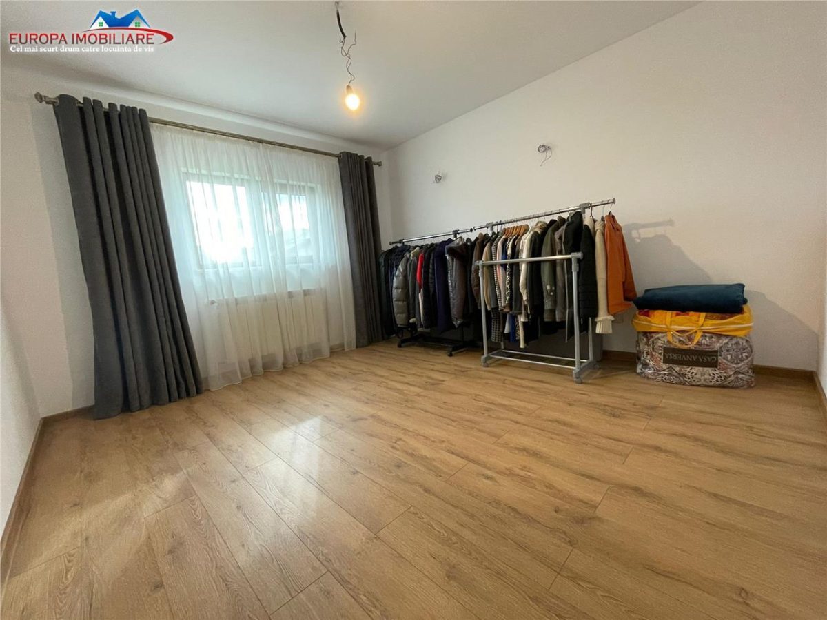 Vila P+1 de vanzare zona 9 Mai Tulcea - foto 13