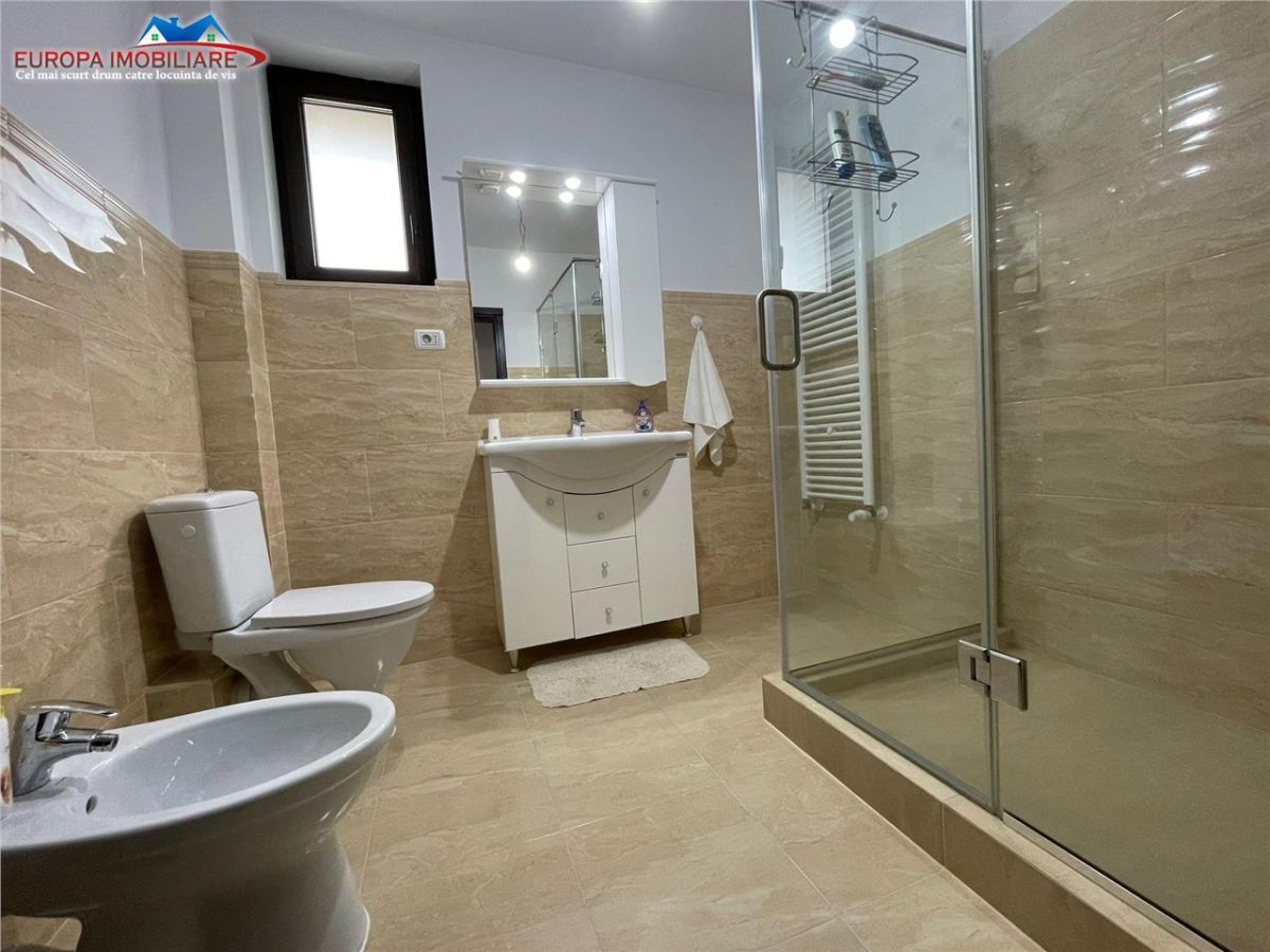 Vila P+1 de vanzare zona 9 Mai Tulcea - foto 15