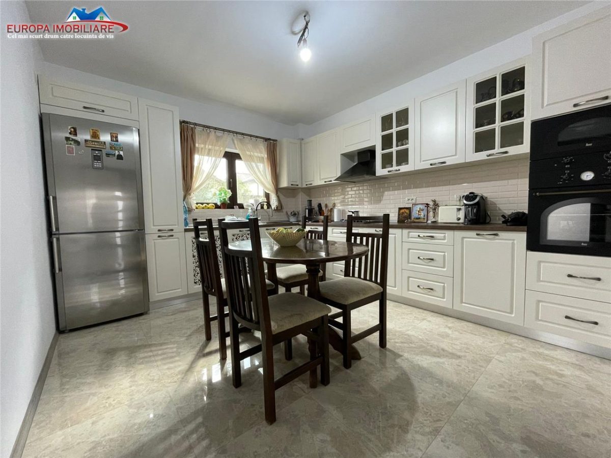 Vila P+1 de vanzare zona 9 Mai Tulcea - foto 7