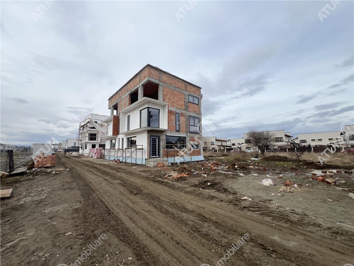 Casa intabulata cu 4 camere 3 bai si teren de 214 mp zona Triajului - foto 4