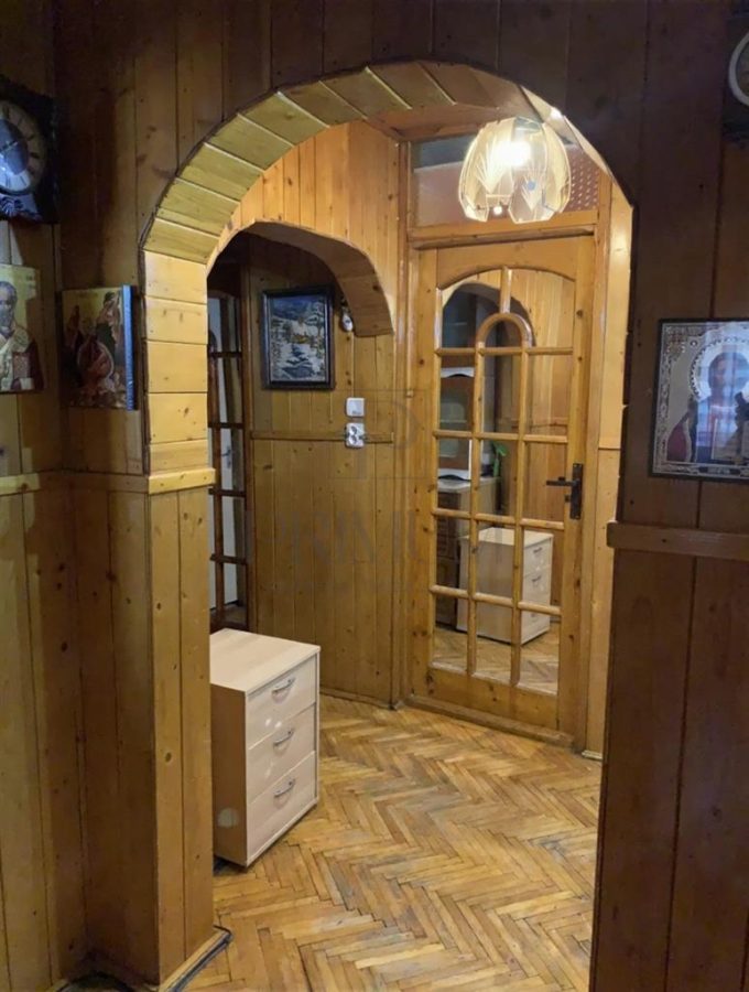 DAMBOVITA - ETAJ 2 - BLOC IZOLAT - 3 CAMERE - 2 BAI - 2 BALCOANE - CENTRALA PROPRIE - BOXA - foto 3