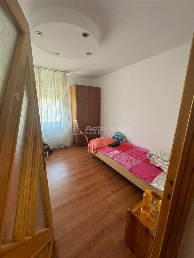 Bocsa, Apt.3 cam,conf.1,decomandat, Central - foto 4