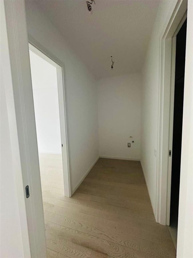 VANZARE APARTAMENT 2 CAMERE ZONA HERASTRAU CARTIERUL FRANCEZ - foto 2