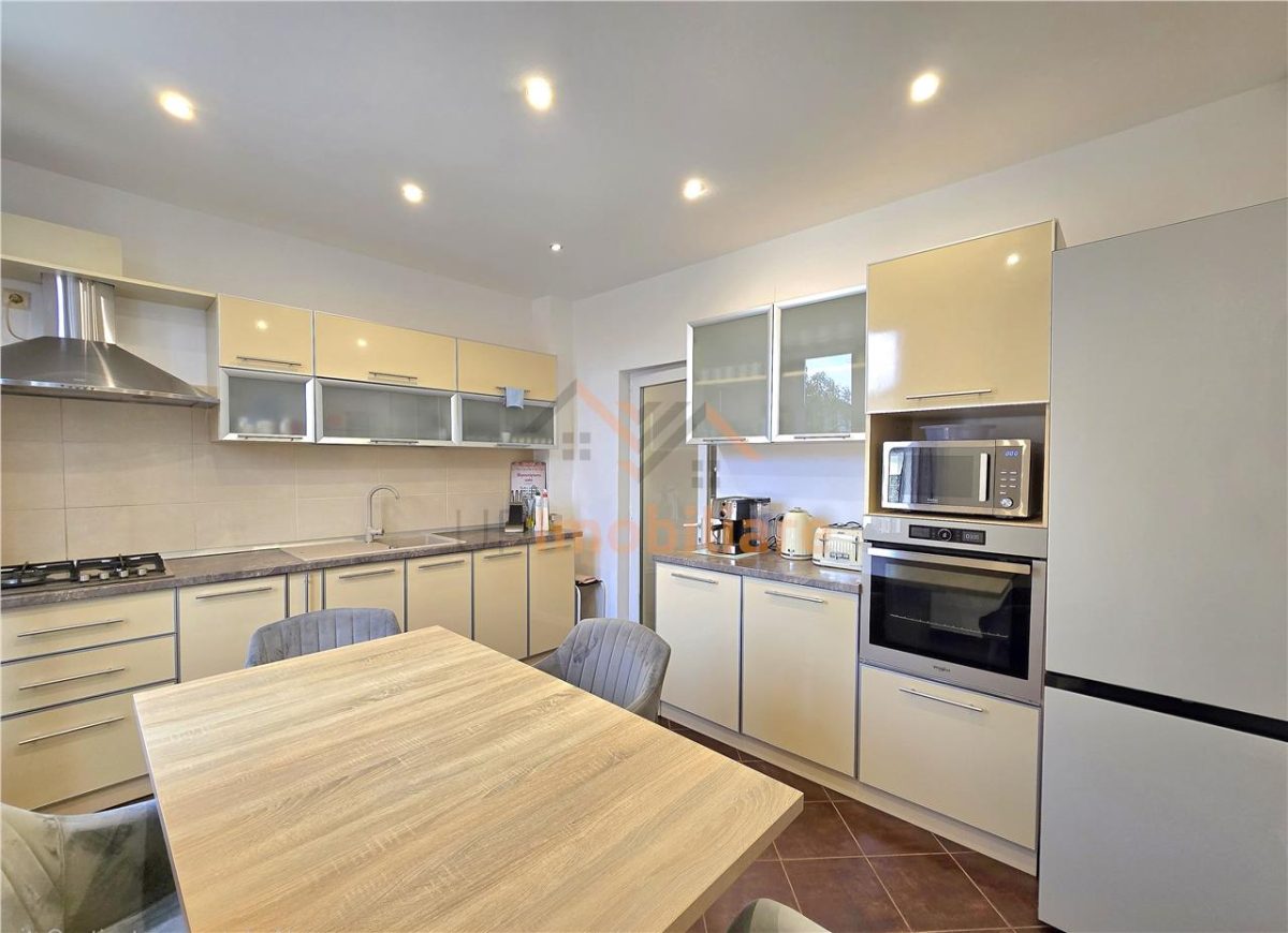 VILA LUX | ZONA BEVERLY HILLS | SANMARTIN | BIHOR - foto 21